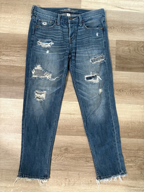 Abercrombie & Fitch Denim - Abercrombie & Fitch 1892 distressed Blue Denim Jeans - Classic Ripped Style